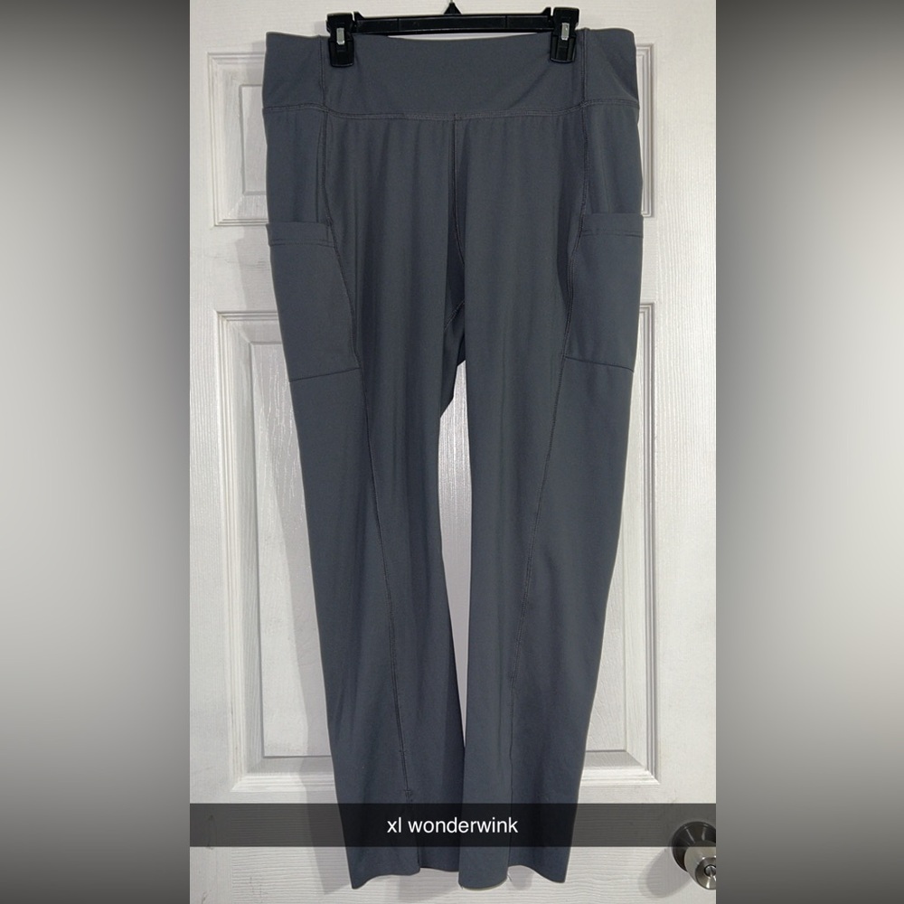 Wonderwink XL dark gray yoga scrub pants